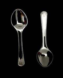 Image of Heavy Duty Spoon 7' (Transparent/Black) (2000 pieces per carton) from Supplybunny.com