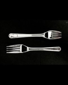 Image of Heavy Duty Fork 7' (Transparent/Black) (2000 pieces per carton) from Supplybunny.com