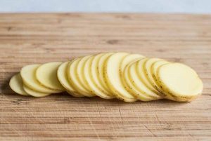 Image of Russet Potato Sliced - 2mm (sold per kg) from Supplybunny.com