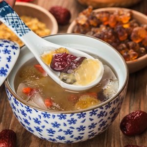 Image of Fresh Bulk Peach Gum Dessert Beauty Soup Set 150g from Supplybunny.com