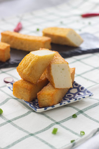 Image of Golden Fried Fish Cake 500g (sold per pack) 鱼饼 from Supplybunny.com