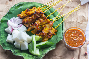 Image of Satay Ayam with Peanut Sauce (sold per pack) 鸡肉沙爹 Satay Ayam dengan Sambal Kacang from Supplybunny.com