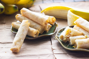 Image of Banana Spring Rolls 24pcs± (sold per pack) 炸香蕉卷 Popia Pisang from Supplybunny.com