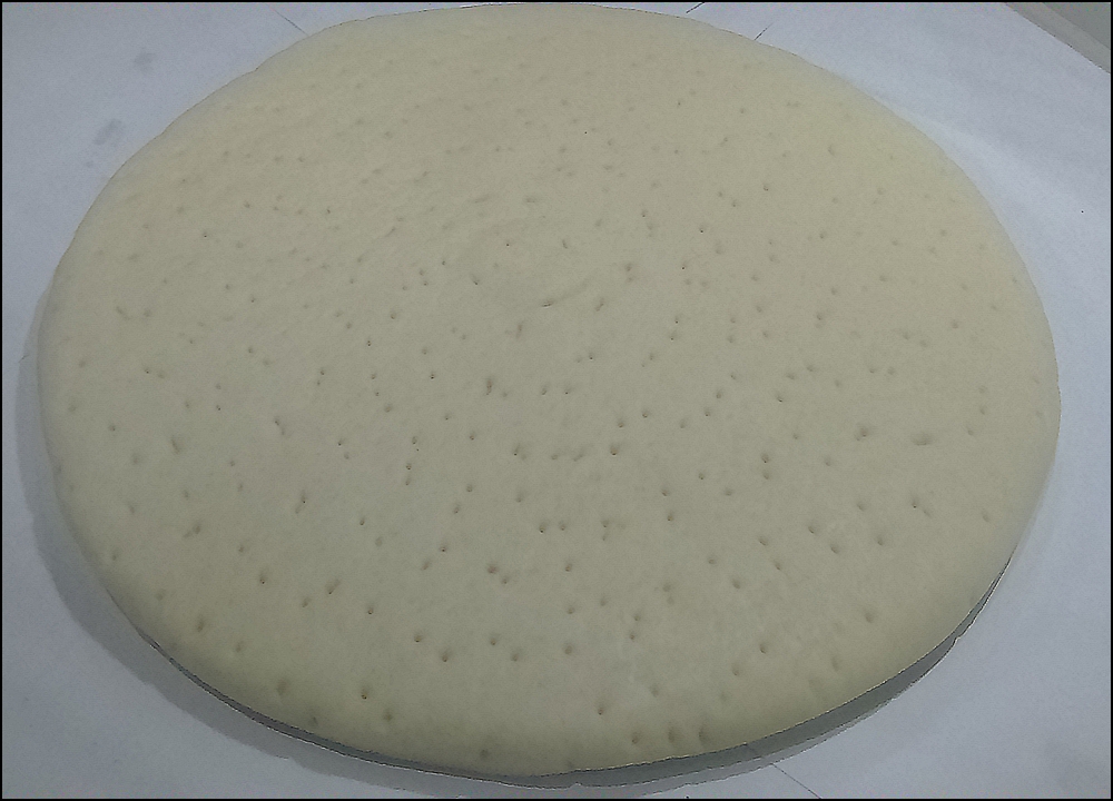 Pizza Base Dough 7" 135g/piece (10 pieces per pack) — HORECA