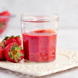Image of Strawberry Coulis 500g/bottle from Supplybunny.com