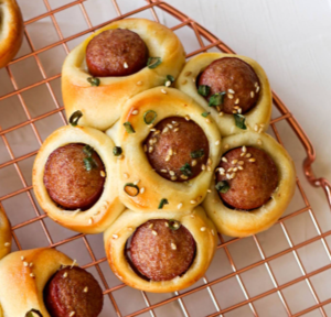 Image of Sch-Flower Sausage Bun (Halal) 12pcs (sold per carton) from Supplybunny.com