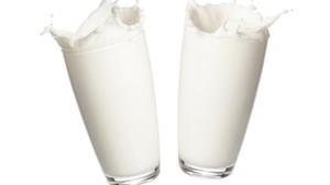 Image of Moo Ping - Milk 10pcs/pack (sold per pack) from Supplybunny.com