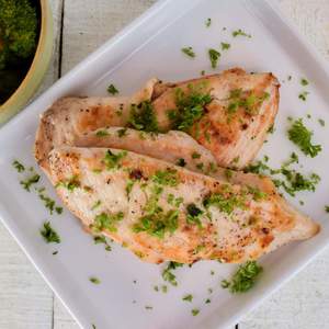 Image of Chicken & Herbs 110g [12pc x 6 pack] (sold per carton) from Supplybunny.com